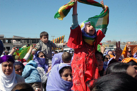 15 merkezde Newroz coşkusu 51