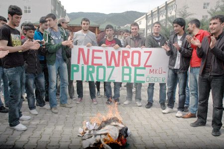 15 merkezde Newroz coşkusu 54