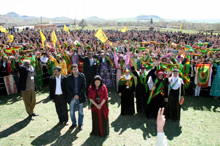 15 merkezde Newroz coşkusu 77