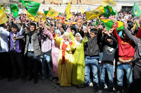 15 merkezde Newroz coşkusu 83