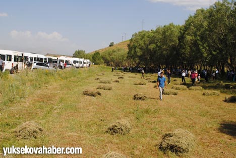 Yüksekovalılar Rahmo tepesine yürüdü - Foto Galeri - 05-07-2013 1