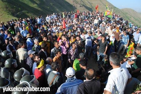 Yüksekovalılar Rahmo tepesine yürüdü - Foto Galeri - 05-07-2013 18