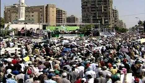 Binler Mursi için meydanlarda! 8