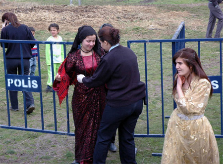 Çukurca'da Newroz coşkusu 1