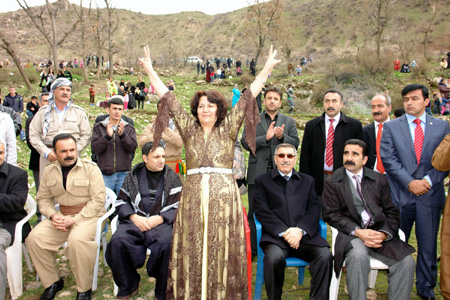 Çukurca'da Newroz coşkusu 26