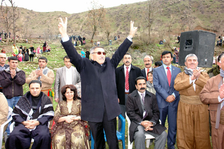 Çukurca'da Newroz coşkusu 28