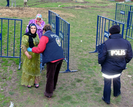 Çukurca'da Newroz coşkusu 30