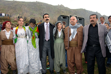 Çukurca'da Newroz coşkusu 9