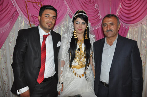 Yüksekova'da yapılan Turgut Ailesinin düğününden kareler 35
