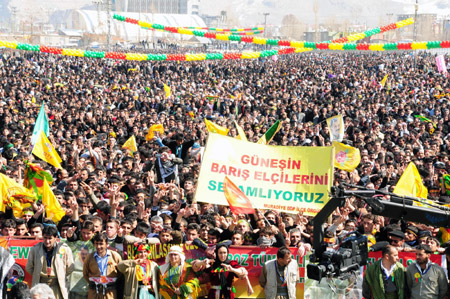 Renklerin Newroz buluşması 12