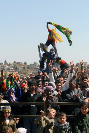 Renklerin Newroz buluşması 142