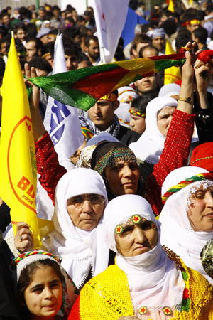 Renklerin Newroz buluşması 160