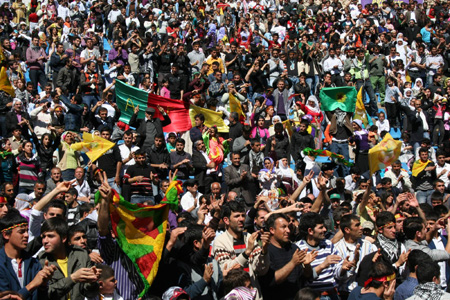 Renklerin Newroz buluşması 167