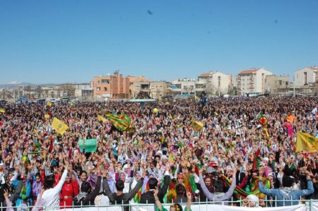 Renklerin Newroz buluşması 178