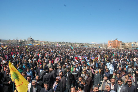 Renklerin Newroz buluşması 179