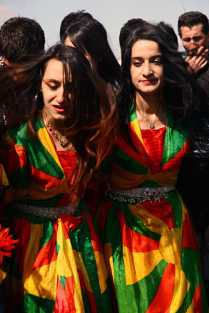 Renklerin Newroz buluşması 211
