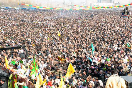 Renklerin Newroz buluşması 39