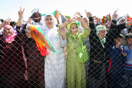 Renklerin Newroz buluşması 77