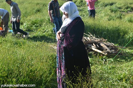 Yüksekova Mêrgezer yaylasında Ramazan öncesi piknik 103