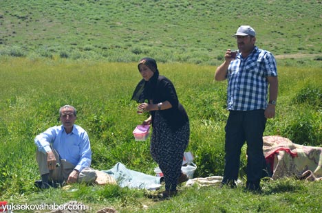 Yüksekova Mêrgezer yaylasında Ramazan öncesi piknik 13
