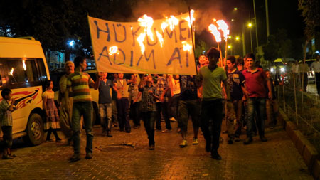 Şemdinli'de Yüzlerce  kişi 'Hükümet Adım At' dedi 11