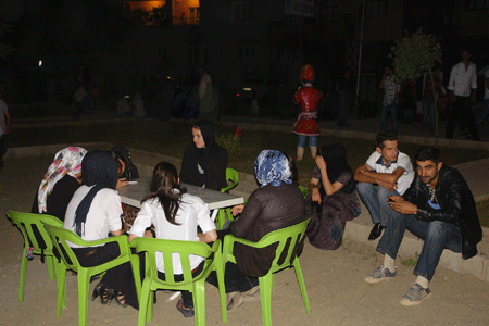 2013 Ramazanı: İftar Sonrası Şemdinli 70