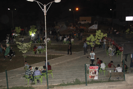 2013 Ramazanı: İftar Sonrası Şemdinli 83