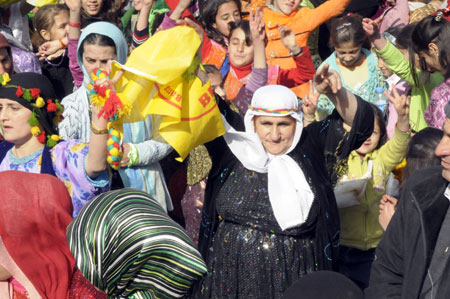 Şemdinli Newroz 2010 105