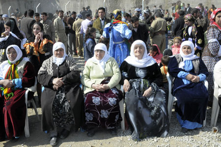 Şemdinli Newroz 2010 111