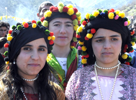 Şemdinli Newroz 2010 112