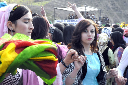 Şemdinli Newroz 2010 120