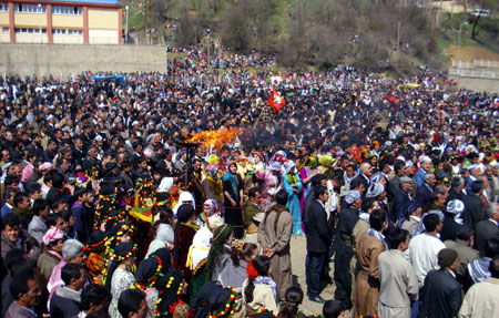 Şemdinli Newroz 2010 3