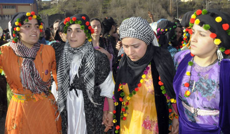 Şemdinli Newroz 2010 44
