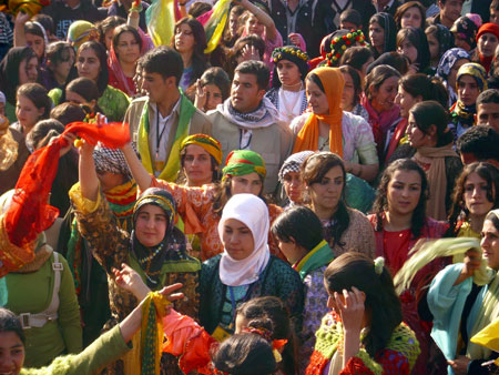 Şemdinli Newroz 2010 54