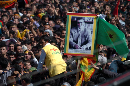 Diyarbakır'da çözüm Newrozu 103