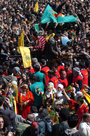 Diyarbakır'da çözüm Newrozu 113