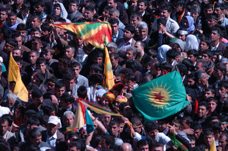 Diyarbakır'da çözüm Newrozu 134