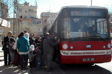 Diyarbakır'da çözüm Newrozu 24