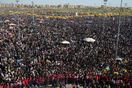 Diyarbakır'da çözüm Newrozu 33