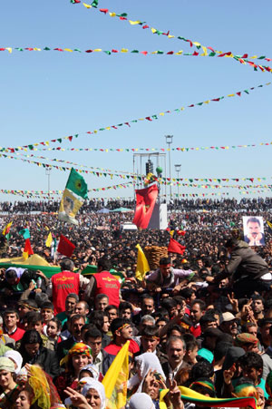 Diyarbakır'da çözüm Newrozu 40