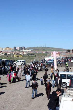 Diyarbakır'da çözüm Newrozu 51
