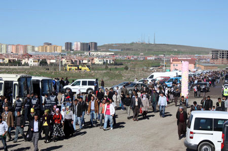 Diyarbakır'da çözüm Newrozu 52