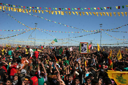 Diyarbakır'da çözüm Newrozu 54