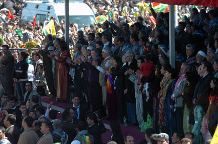 Diyarbakır'da çözüm Newrozu 63