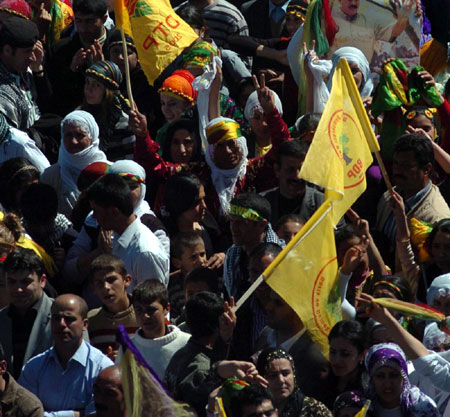 Diyarbakır'da çözüm Newrozu 70