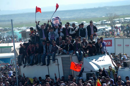 Diyarbakır'da çözüm Newrozu 81