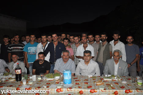 Yurttaşlar BDP örgütlerinin iftarında buluştu 6