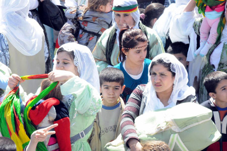 Newroz halayları başladı 102