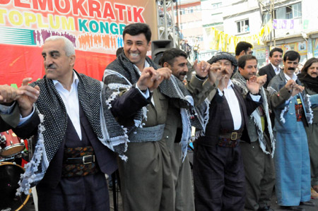 Newroz halayları başladı 110