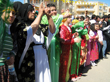 Newroz halayları başladı 111